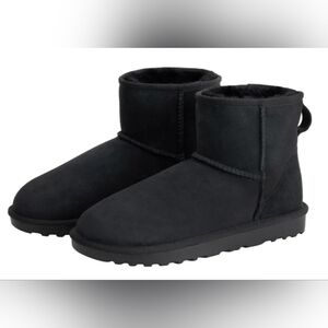 New! Kirkland Signature Women's Girls Shearling Boot Black Shearling Lightweight